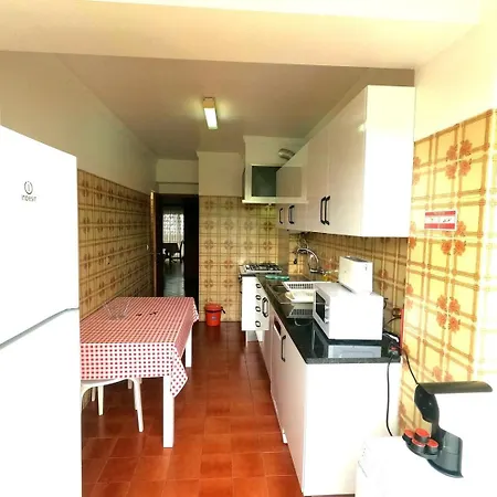Апартаменты Carcavelos, 3 Bedroom Renovated, S. D. Rana *