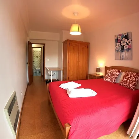 Carcavelos, 3 Bedroom Renovated, S. D. Rana 카르카벨로스