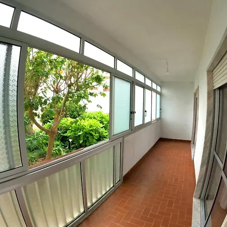 Carcavelos, 3 Bedroom Renovated, S. D. Rana Апартаменты *