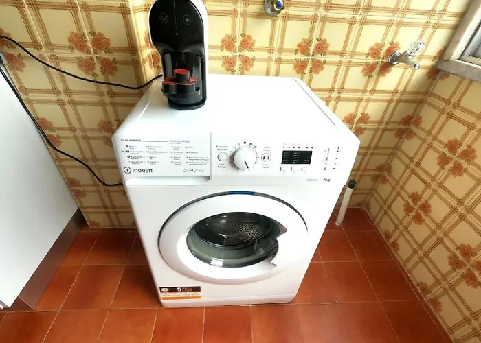 Daire Carcavelos, 3 Bedroom Renovated, S. D. Rana