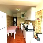 Apartamento Carcavelos, 3 Bedroom Renovated, S. D. Rana *