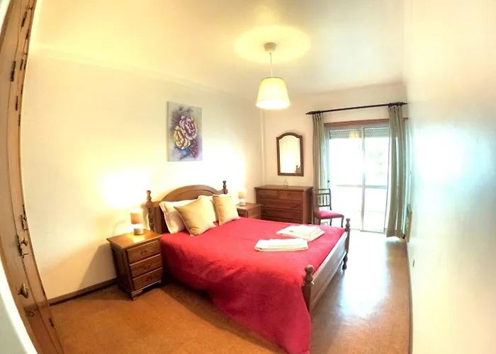 Carcavelos, 3 Bedroom Renovated, S. D. Rana Διαμέρισμα