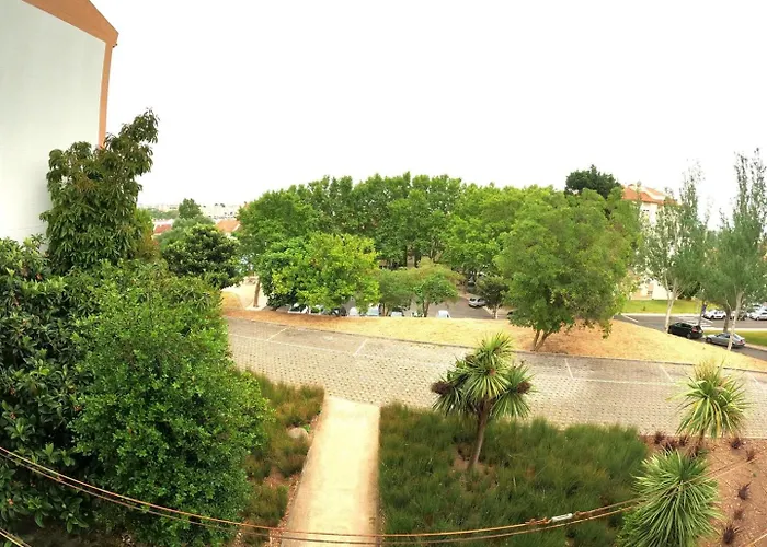 Carcavelos, 3 Bedroom Renovated, S. D. Rana * Carcavelos (Lisbon)