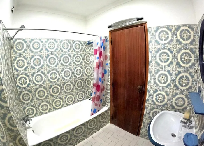 Carcavelos, 3 Bedroom Renovated, S. D. Rana Carcavelos (Lisbon)